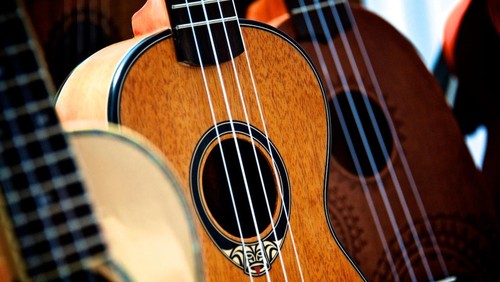 Ilustrasi kado atau hadiah untuk cowo.