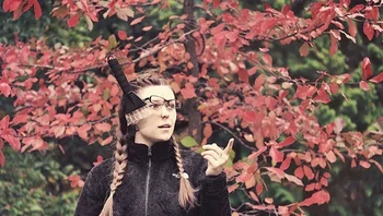 Dia mengumpamakan ditimpuk secara tiba-tiba dan serealistis mungkin. Foto: Kaija Straumanis