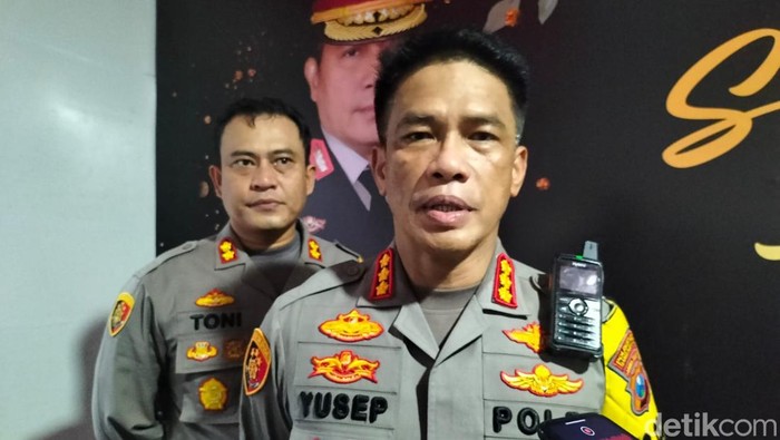 Kapolrestabes Surabaya Kombes Akhmad Yusep Gunawan