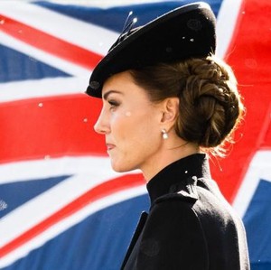 Inspirasi Gaya Rambut ala Kate Middleton untuk Natal, Simpel & Elegan! Inspirasi Gaya Rambut ala Kate Middleton untuk Natal, Simpel & Elegan!