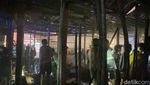 Potret Lapak Pedagang Pasar Sentral Makassar Hangus Dilahap Si Jago Merah