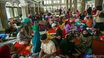 Korban Kebakaran Mampang Mengungsi di Masjid