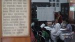 Belajar Baca-Tulis Aksara Jawa Demi Lestarikan Budaya
