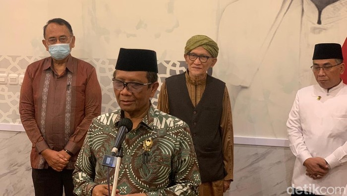 Mahfud Md di Surabaya