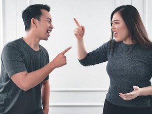 Impulsif Adalah: Tanda, Penyebab, dan Cara Mengatasinya