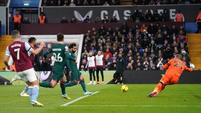 Foto: Salah Samai Dalglish, Kini Kejar Fowler dan Gerrard