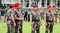 Ini adalah penghargaan yang sangat luar biasa. Karena kita tahu, Kopassus adalah pasukan elite, pasukan Baret Merah yang disegani. Tidak hanya di dalam negeri, namun juga dalam penugasan di luar negeri. Oleh karena itu, tentunya apresiasi dan kebanggaan bagi saya selaku Kapolri serta apresiasi dan kebanggaan bagi seluruh anggota Polri, kata Sigit. 