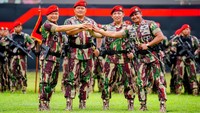Sigit mengatakan, selama ini sinergitas TNI-Polri sudah terjalin dengan sangat kuat dan baik dalam menjaga Negara Kesatuan Republik Indonesia (NKRI). Adanya penyematan Baret Merah dan Brevet Komando tersebut akan semakin meningkatkan sinergitas dan soliditas antara TNI-Polri. 