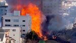 Pabrik Kimia di Tokyo Terbakar Hebat, Begini Potretnya