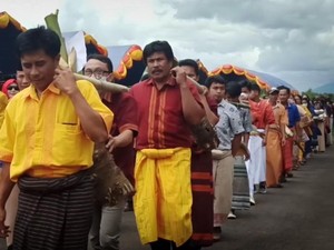 Kemeriahan Parade Budaya Lovely December 2022 di Tana Toraja