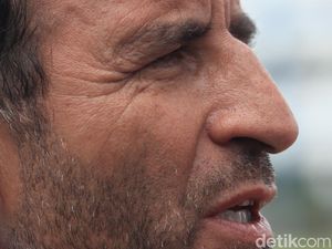 Blak-blakan Luis Milla soal Skuad Persib Saat Ini