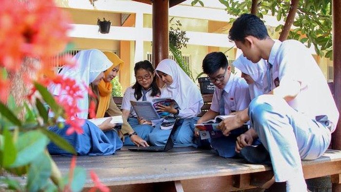 Pendekatan Saintifik dalam Belajar