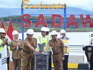 Bupati Indramayu Siap Tingkatkan Produksi 1,8 Juta Ton Padi di 2023