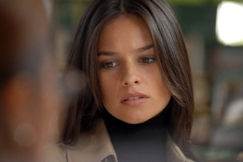 Pesona Katy Louise Saunders dalam film yang dibintanginya Pesona Katy Louise Saunders dalam film yang dibintanginya