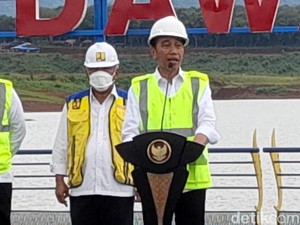 Dari Nganjuk sampai Sumbawa, Jokowi Panen Bendungan di Akhir Tahun