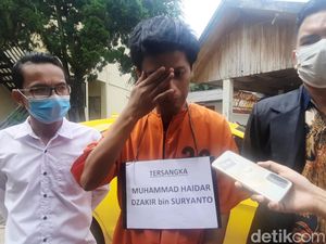 Polisi Rekonstruksi Kasus Mahasiswa Sumsel Dibunuh-Dibakar, Pelaku Menangis
