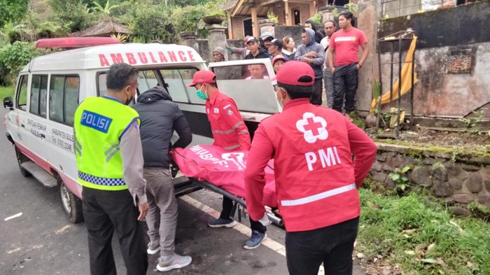 Tabrakan Maut Minibus Vs Truk Di Pancasari Buleleng 1 Tewas Di Tempat