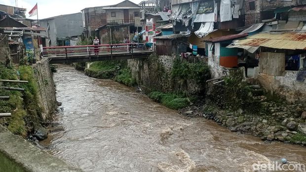 Sungai Cikapundung Bandung