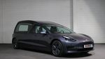 Wujud Mobil Jenazah Tanpa Knalpot dari Tesla Model 3