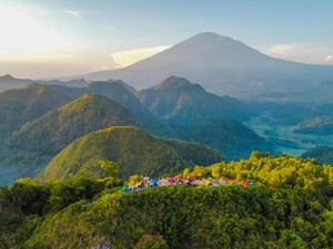 Pesona Keindahan Bukit Sanghyang Dora Majalengka, Ini Harga Tiketnya