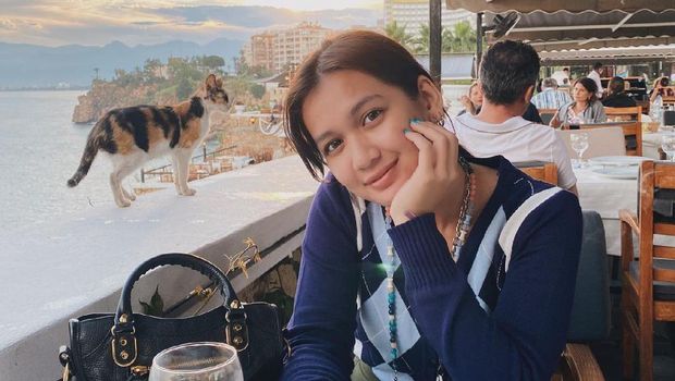 Dea Annisa