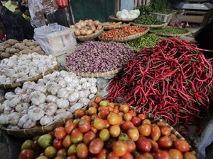 Tinjau Pasar Salatiga, Mendag: Harga Telur Turun tapi Masih Agak Tinggi