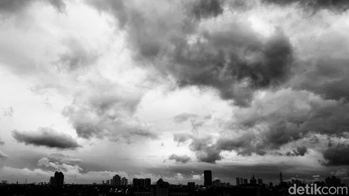 Ilustrasi cuaca ekstrem (Herianto Batubara/detikcom)