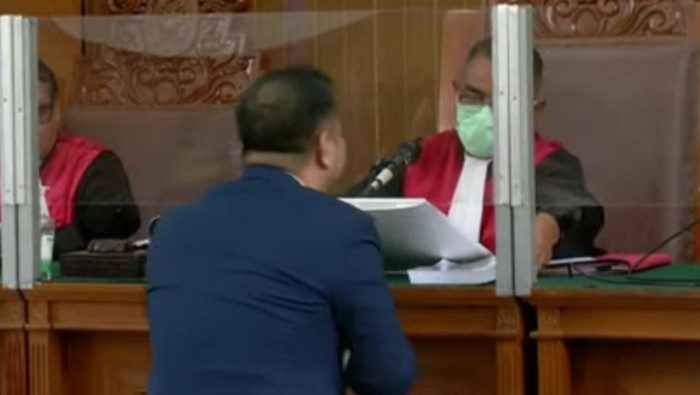 Juru bicara RKUHP, Albert Aries menjadi saksi Ahli hukum pidana untuk terdakwa Bharada Richard Eliezer.