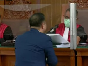 Ahli Pihak Eliezer di Sidang Serahkan Rancangan KUHP ke Hakim