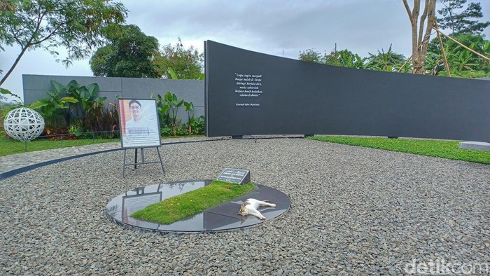 Lokasi pemakaman Eril di Cimaung, Kabupaten Bandung. Lokasi pemakaman Eril di Cimaung, Kabupaten Bandung.