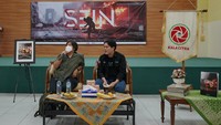 Dalam rangkaian acara peluncuran buku fotografi ini juga diadakan senimar bertajuk Jurnalistik Kontemporer: Batasan Edit Foto Jurnalistik Masa Kini oleh Rosa Panggabean, fotografer jurnalis profesional dari PannaFoto Institute. 