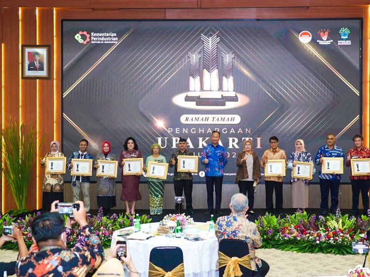 Menperin Agus Gumiwang Hadiri Penghargaan Upakarti 2022