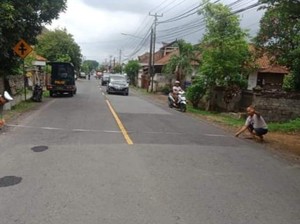 Avanza Tabrak Scoopy di Banjar, ABG Tewas
