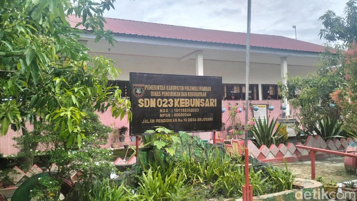 SDN 023 Kebunsari, Polman.