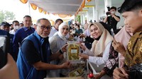 Dalam kegiatan tersebut, turut hadir Gubernur Lampung Arinal Djunaidi. Mendag Zulkifli Hasan didampingi Sekretaris Jenderal Kemendag Suhanto dan Plt. Direktur Jenderal Perdagangan Dalam Negeri Kemendag Kasan.