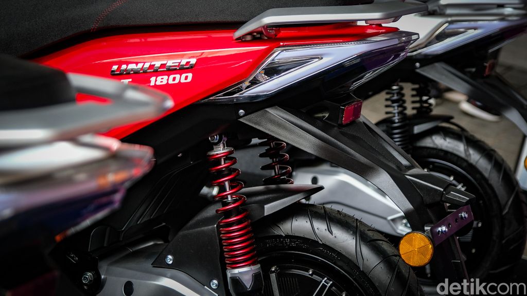 United E-Motor Tech menyiapkan motor listrik baru di bawah Rp 20 juta tahun depan. Hal ini guna merespons kebijakan pemerintah yang berencana memberikan subsidi kendaraan listrik.