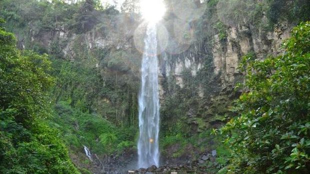 Taman Wisata Alam Grojogan Sewu.