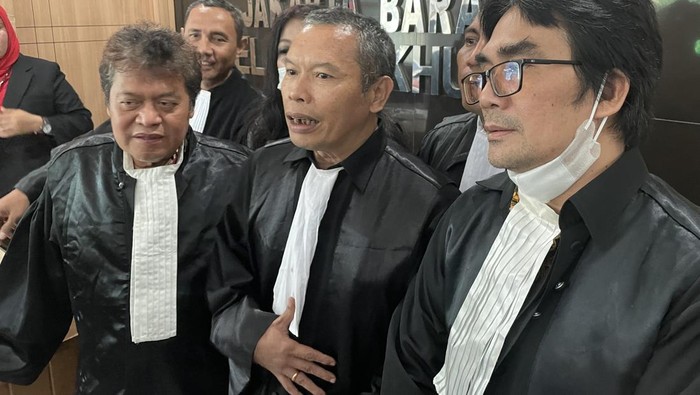 Tim pengacara Roy Suryo (Silvia-detikcom)