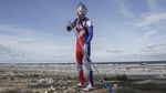 Lihat lagi Aksi Heroik Ultraman Bersih-bersih Sampah di Pantai Kuta