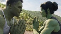 Marvel Studios memberikan gebrakan lewat serial bertajuk She-Hulk: Attorney at Law yang hadir dengan konsep berbeda. Mengusung breaking the fourth wall, serial tersebut menjadi kontroversi di kalangan fans Marvel. Ada yang membelanya dan menyebut sebagai tayangan yang menyegarkan namun ada pula yang mengkritisi jika itu hanyalah menjual lelucon belaka. Serial ini menjadi salah satu tayangan favorit di Disney+Hotstar tahun ini.