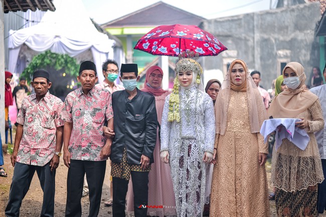 Norma Risma yang membuat warganet gempar, mengungkapkan kisah lengkapnya ketika diundang untuk menjadi narasumber di akun Youtube milik Denny Sumargo. Ia mengatakan masih shock dan terus teringat kasus perselingkuhan suami dengan ibu kandungnya. Foto: Dok. Facebook/Apang Photograpy