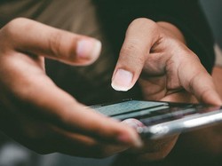 Pernikahan XL Axiata dan Smartfren Belum Disahkan Komdigi