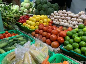 Harga Sayuran di Surabaya Ikut Melonjak Jelang Tahun Baru