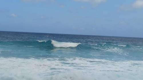 ilustrasi prakiraan tinggi gelombang