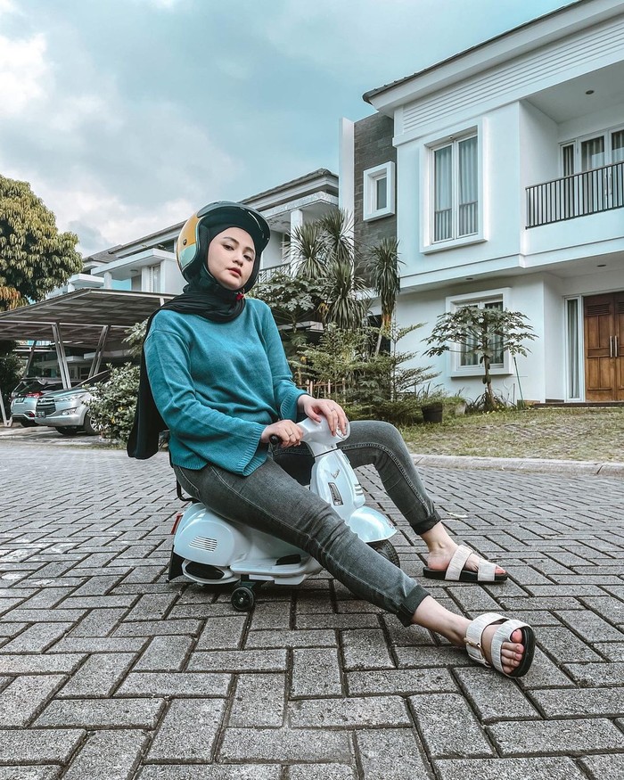 indah ningtyas indah ningtyas