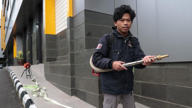 Inovasi alat pemadam kebakaran dari Unpas.