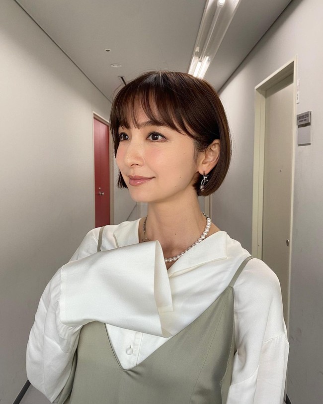 Mariko Shinoda dikatakan berselingkuh dengan seorang pengusaha berusia 30 tahunan. Mariko pun disebut sempat bertengkar dengan suami yang merekam dan melaporkan perselingkuhan tersebut kepada Weekly Shinjo. Foto: Instagram