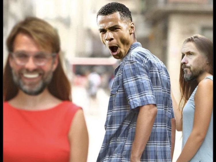 Meme Cody Gakpo ke Liverpool: MU Habis Diledek, Chelsea Kena Senggol