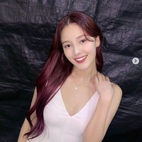 Nancy Momoland langganan masuk daftar 100 wanita tercantik dunia versi TC Candler. Di tahun kelimanya, Nancy menempati urutan kedua menyusul posisi model Victoria’s Secret, Jasmine Tookes. Foto: dok. Instagram @nancyjewel_mcdonie_