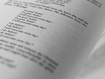 5 Contoh Naskah Drama Lengkap, Cocok untuk Praktik Bersama Teman Sekelas